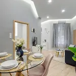 At Oktogon Apartament *