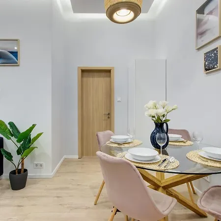 At Oktogon Apartament Budapeszt